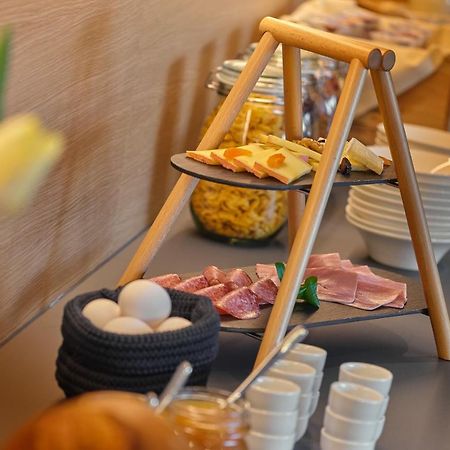 Links Leuk Golfresort Екстериор снимка